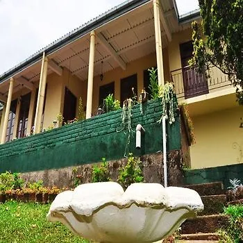 *** Hotel Vista Sri VI Villa Kandy Sri Lanka